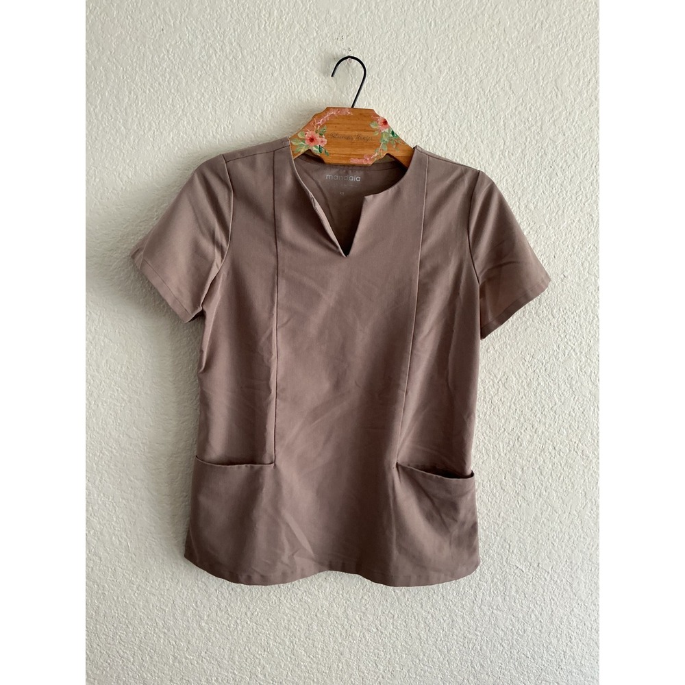 Mandala Scrub Top XS Brown Notch Neck Short Sleeve Equa-Tek Tech